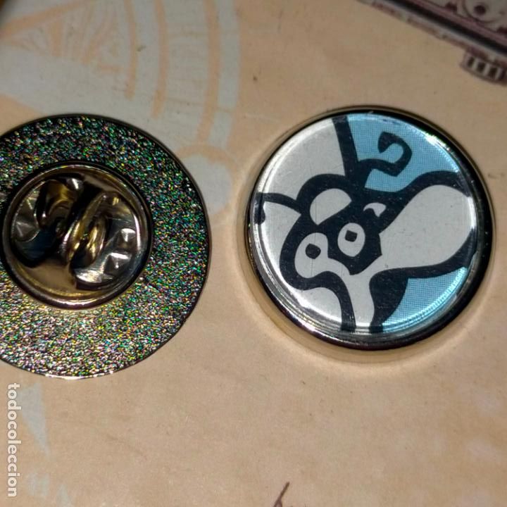 Pins de colecci&oacute;n: pin redondo metal - HUMOR FORGES