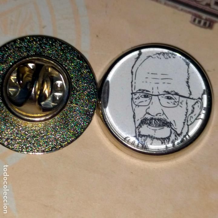 Pins de cole&ccedil;&atilde;o: pin redondo metal - HUMOR FORGES