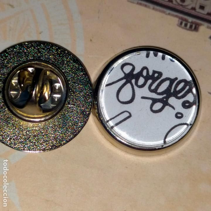 Pins de cole&ccedil;&atilde;o: pin redondo metal - HUMOR FORGES