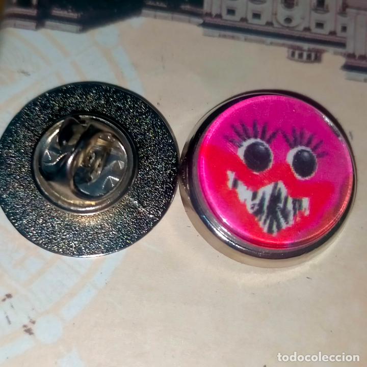 Pins de cole&ccedil;&atilde;o: pin redondo metal - Huggy Wuggys PERSONAJES DE POPPY , MONSTRUOS DIBUJOS ANIMADOS .