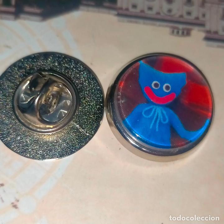 Pins de cole&ccedil;&atilde;o: pin redondo metal - Huggy Wuggys PERSONAJES DE POPPY , MONSTRUOS DIBUJOS ANIMADOS .
