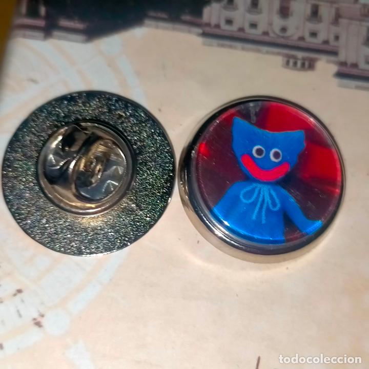 Pins e Spille di collezione: pin redondo metal - Huggy Wuggys PERSONAJES DE POPPY , MONSTRUOS DIBUJOS ANIMADOS .