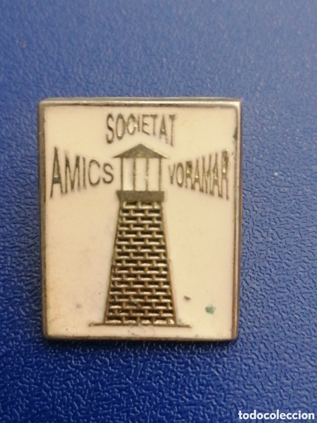 Pin's de collection: Pin Societat de amics Voramar faro entidad