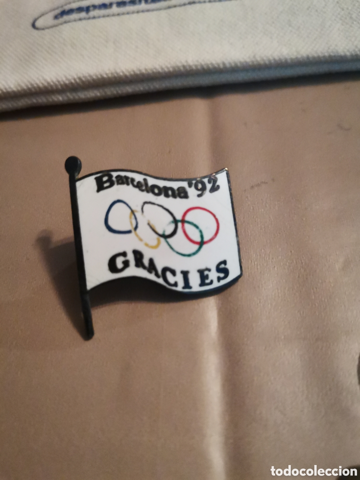 Pins de colecci&oacute;n: Pin Barcelona 92 gr&agrave;cies