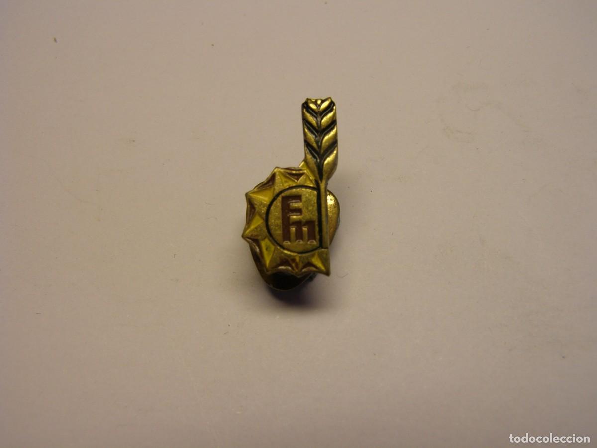 Pins de colecci&oacute;n: Antigua insignia publicitaria de solapa, Feria de San Miguel, LLEIDA. No es pin.