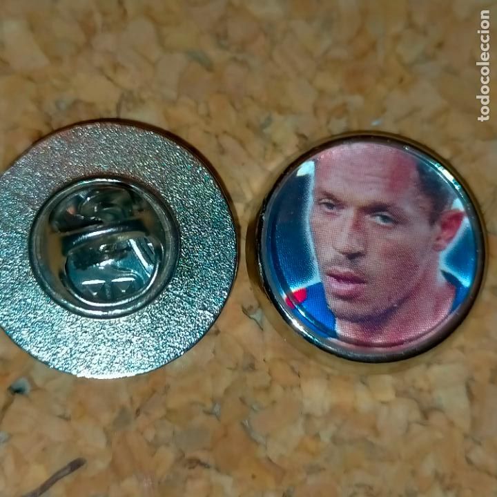 Sammlung von Pins: PIN REDONDO METAL - FUTBOL CLUB jugador equipo f&uacute;tbol club Barcelona alineaci&oacute;n
