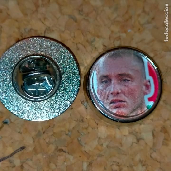 Sammlung von Pins: PIN REDONDO METAL - FUTBOL CLUB jugador equipo f&uacute;tbol club Barcelona alineaci&oacute;n