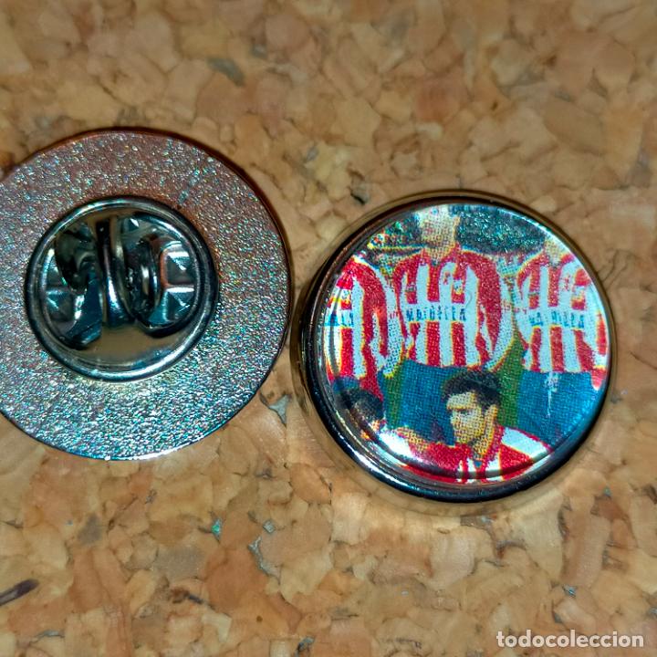 Pins de cole&ccedil;&atilde;o: PIN REDONDO METAL - FUTBOL CLUB jugador equipo f&uacute;tbol alineaci&oacute;n club Atl&eacute;tico de Madrid