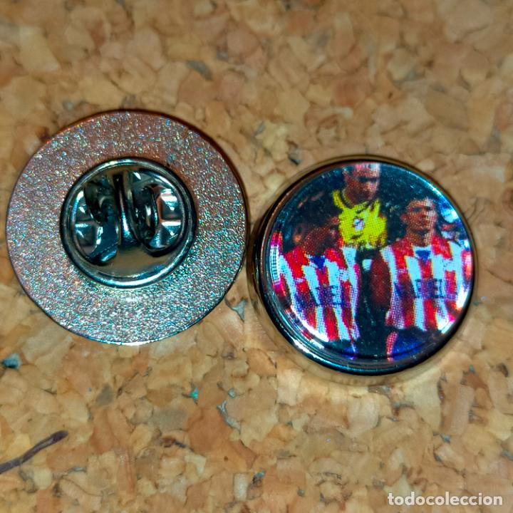 Sammlung von Pins: PIN REDONDO METAL - FUTBOL CLUB jugador equipo f&uacute;tbol alineaci&oacute;n club Atl&eacute;tico de Madrid