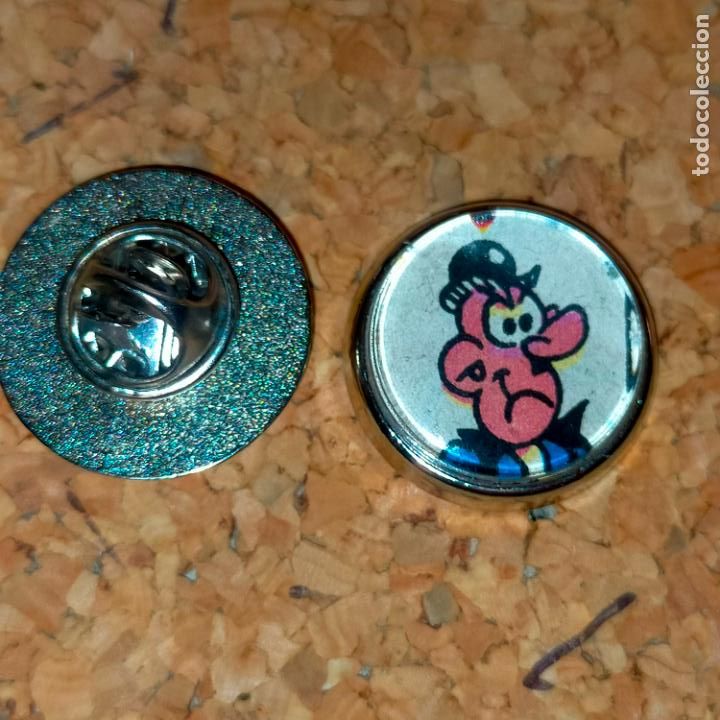 Pins de cole&ccedil;&atilde;o: pin redondo metal - COMIC SUPER HUMOR ,,, MAFF Y OSSO