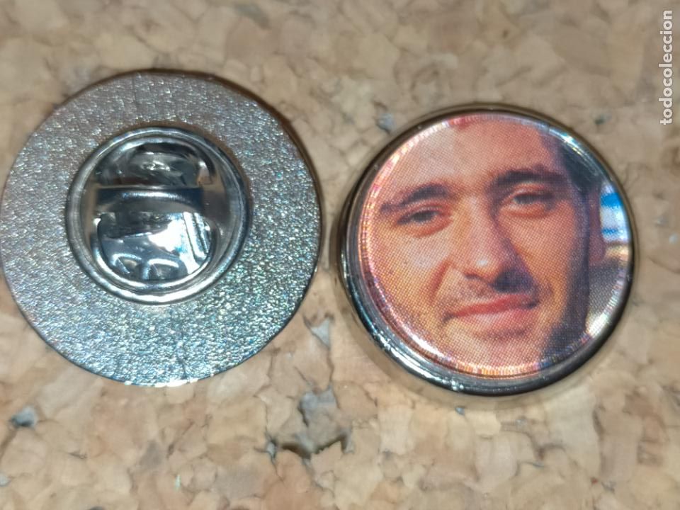 Collection pins: pin redondo metal - f&uacute;tbol equipo club jugador club Atl&eacute;tico Osasuna , merino