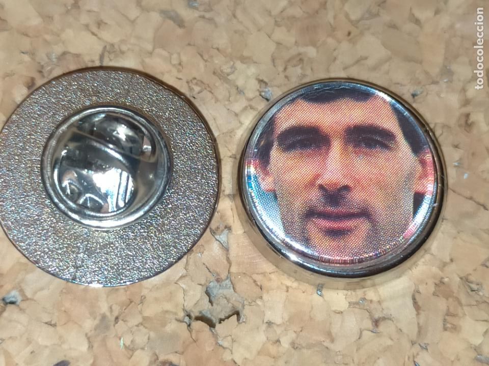 Pins de cole&ccedil;&atilde;o: pin redondo metal - f&uacute;tbol equipo club jugador club Atl&eacute;tico Osasuna , vicu&ntilde;a