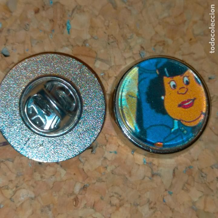 Sammlung von Pins: pin redondo metal - serie de television pelicula cine dibujos animados la loca academia de policia