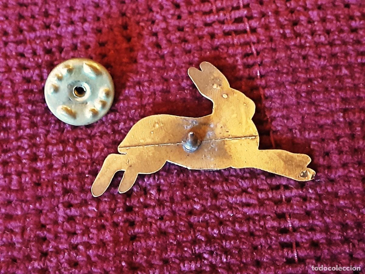 Pins de colecci&oacute;n: PIN CAZA LIEBRE DE BRONCE - Foto 4