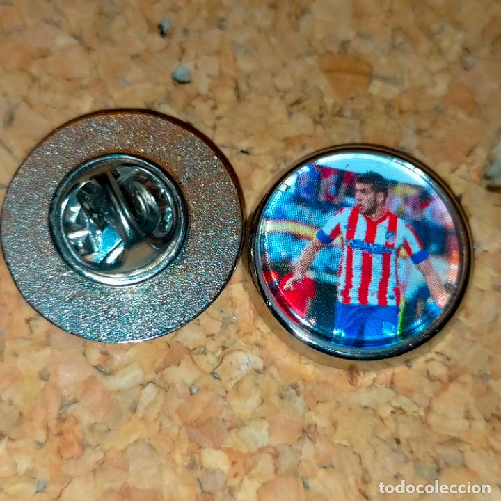 Pins de colecci&oacute;n: PIN REDONDO METAL - f&uacute;tbol equipo club jugador atl&eacute;tico de Madrid