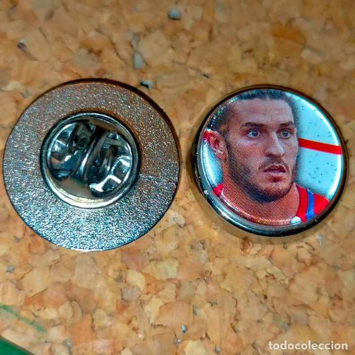 Pin's de collection: PIN REDONDO METAL - f&uacute;tbol equipo club jugador atl&eacute;tico de Madrid
