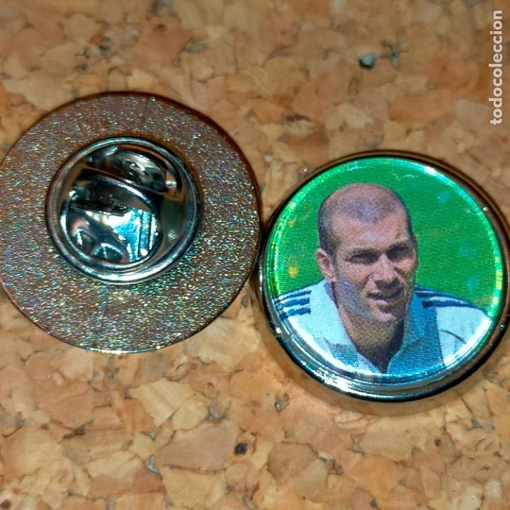 Pins de colecci&oacute;n: PIN REDONDO METAL - f&uacute;tbol equipo club jugador real Madrid