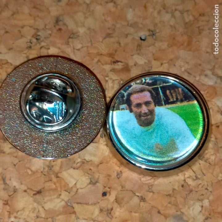 Sammlung von Pins: PIN REDONDO METAL - f&uacute;tbol equipo club jugador real Madrid