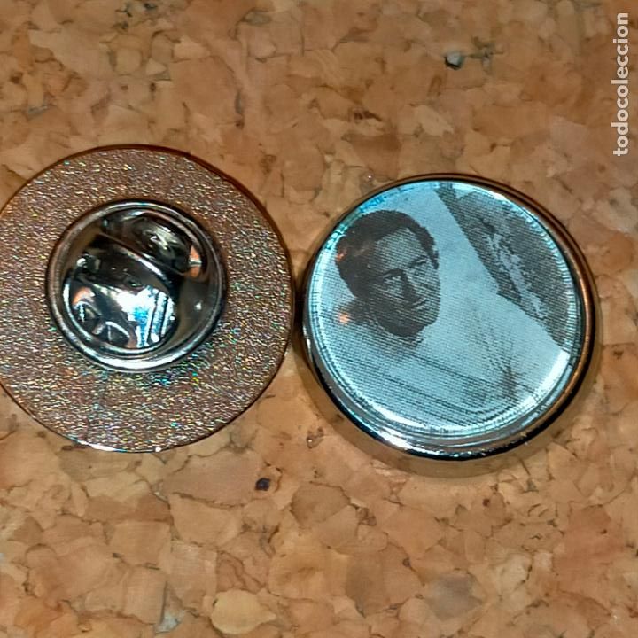 Collection pins: PIN REDONDO METAL - f&uacute;tbol equipo club jugador real Madrid