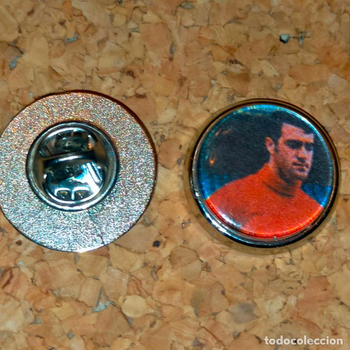 Pins e Spille di collezione: PIN REDONDO METAL - f&uacute;tbol equipo club jugador real Madrid