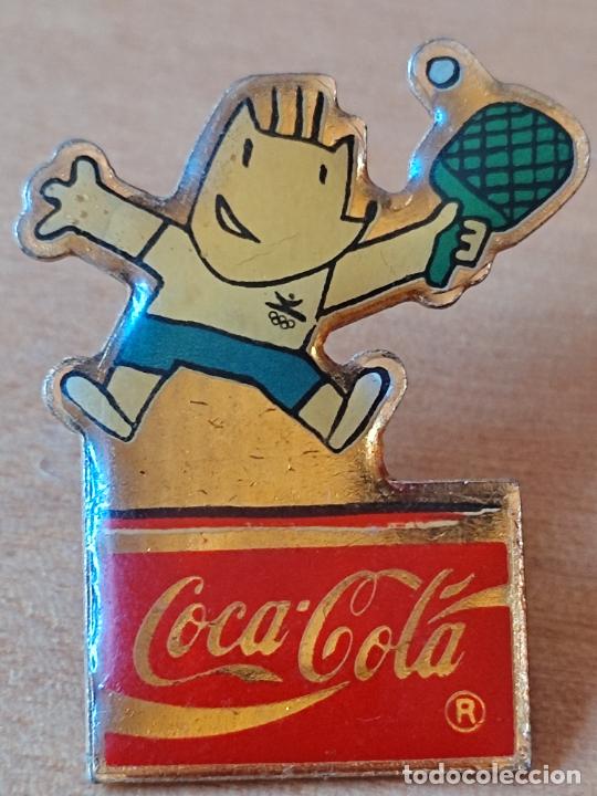 Pins de colecci&oacute;n: COBI OLIMPIADAS BARCELONA PIN PINCHO GOTA PUBLICIDAD COCA COLA 3,2 CMS ALTO
