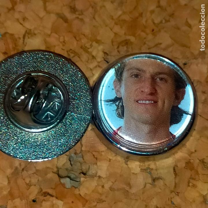 Collection pins: PIN REDONDO METAL - f&uacute;tbol equipo club jugador f&uacute;tbol club Barcelona