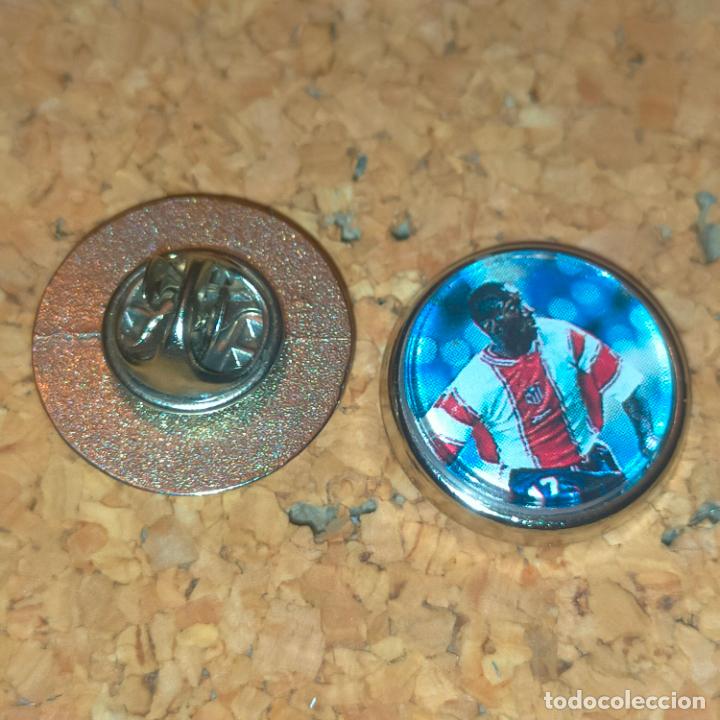 Pin's de collection: PIN REDONDO METAL - FUTBOL EQUIPO COMPONENTE JUGADOR f&uacute;tbol CLUB atletico de madrid