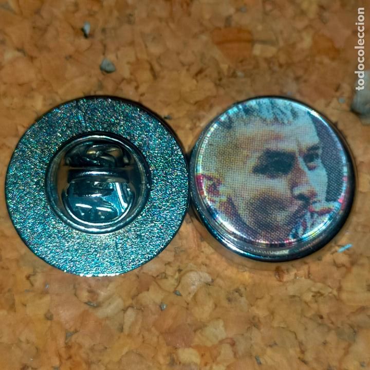 Collection pins: PIN REDONDO METAL - FUTBOL CLUB jugador equipo f&uacute;tbol alineaci&oacute;n club Atl&eacute;tico de Madrid