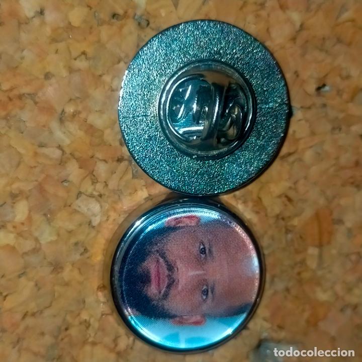 Pins de cole&ccedil;&atilde;o: PIN REDONDO METAL - FUTBOL CLUB jugador equipo f&uacute;tbol alineaci&oacute;n club rayo vallecano