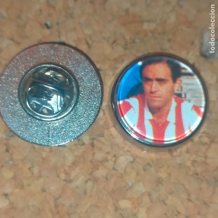 Sammlung von Pins: PIN REDONDO METAL - FUTBOL CLUB jugador equipo f&uacute;tbol alineaci&oacute;n club ATLETICO DE MADRID