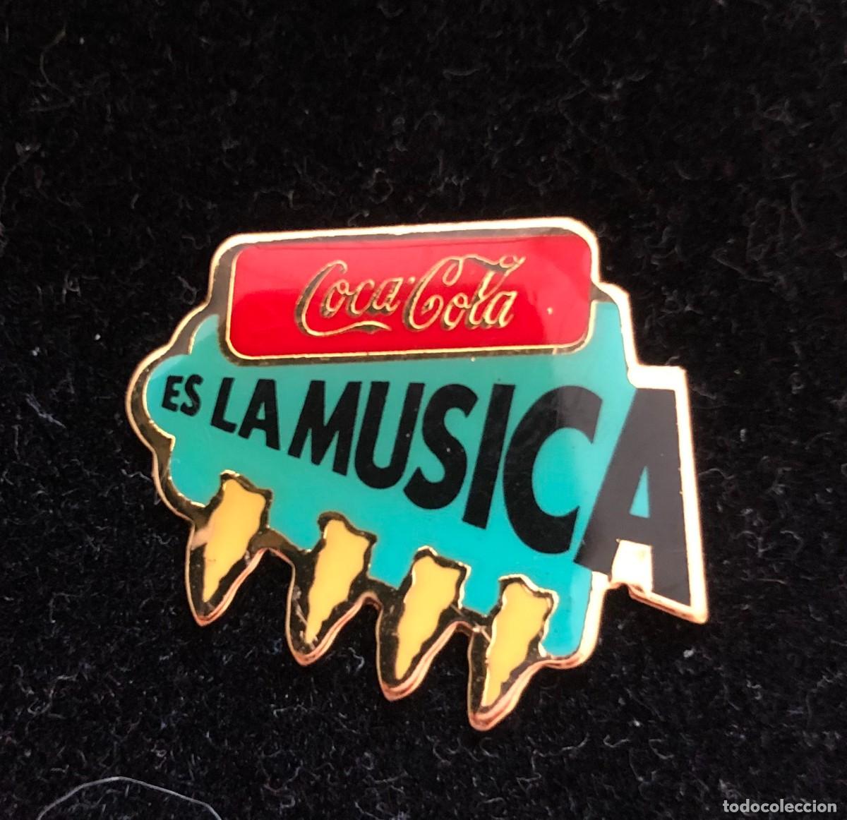 Pins de cole&ccedil;&atilde;o: PIN METALICO ESMALTADO COLECCION COCA COLA COCACOLA COCA-COLA ES LA MUSICA ORIGINAL DE EPOCA, NUEVO