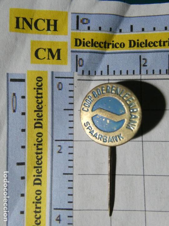 Pins e Spille di collezione: ANTIGUA INSIGNIA DE ALFILER. BANCOS CAJAS DE AHORRO. SPAARBANK BOERENLEENBANK. NO PIN