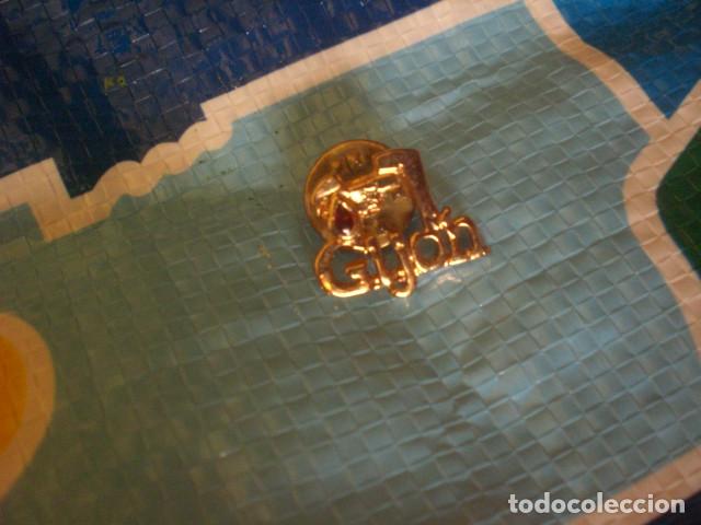 Pins de colecci&oacute;n: pin publicitario Gij&oacute;n - Foto 6