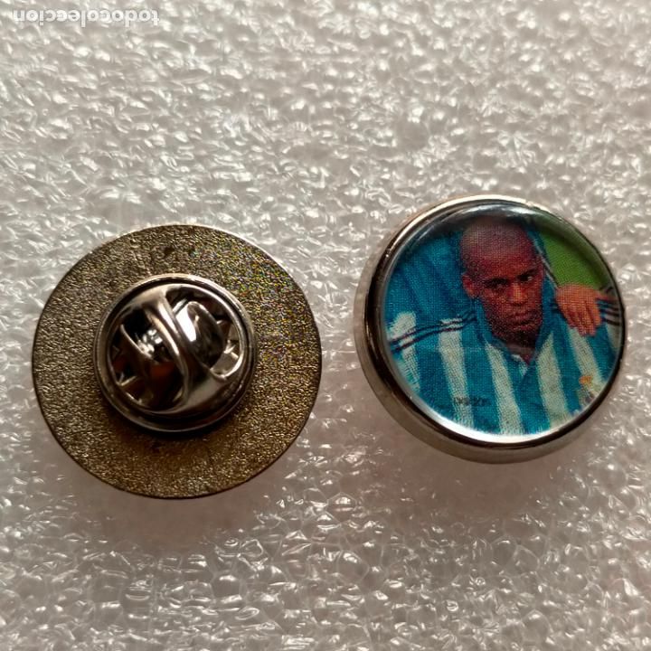 Collection pins: PIN REDONDO METAL - FUTBOL CLUB jugador equipo f&uacute;tbol alineaci&oacute;n real club deportivo de la coru&ntilde;a