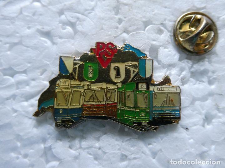 Pins e Spille di collezione: PIN DE TRENES FERROCARRILES. SUIZA MAPA TRENES TRANV&Iacute;AS