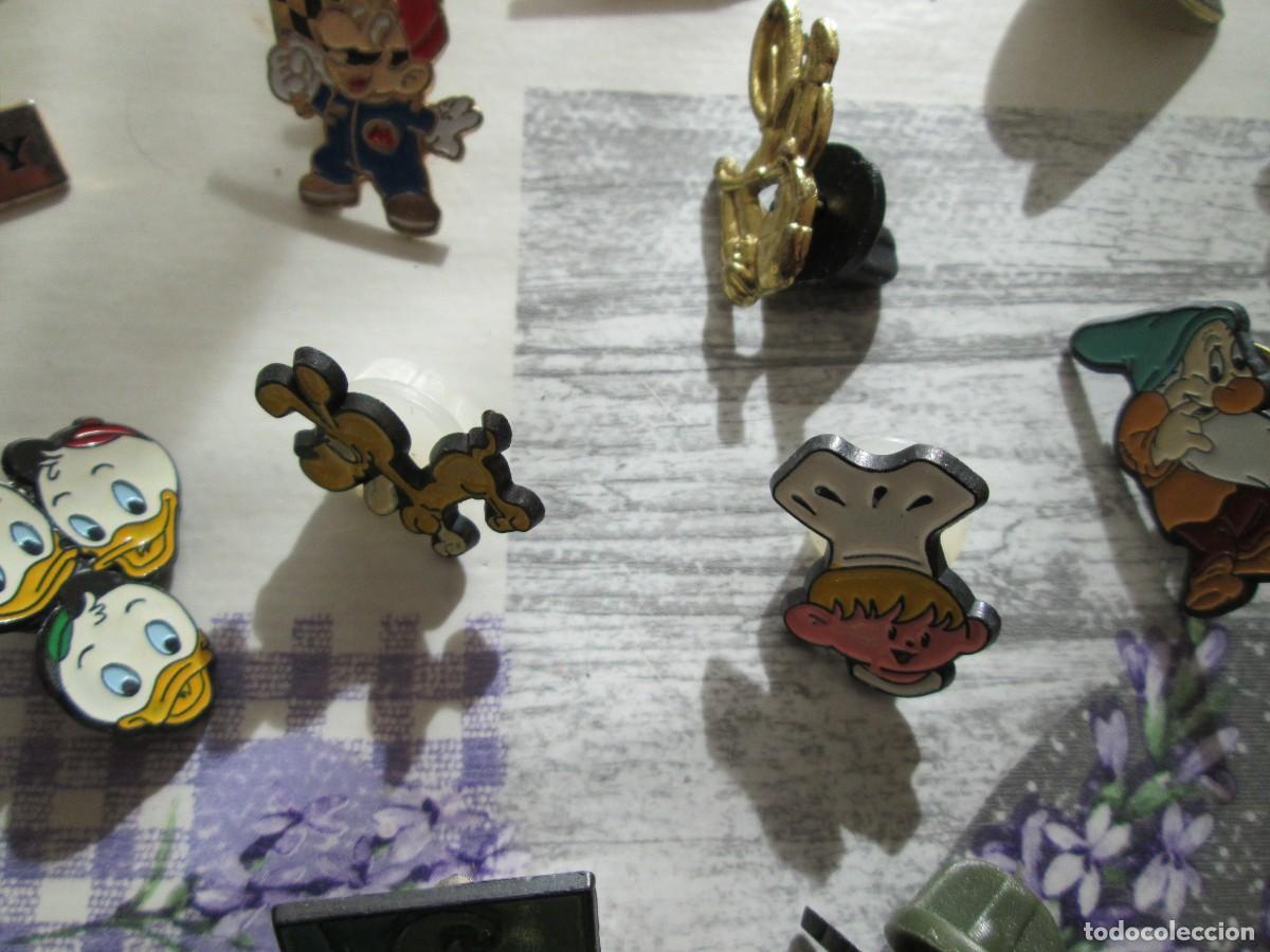 Pins de colecci&oacute;n: LOTE 24 PINS VARIADOS - Foto 5