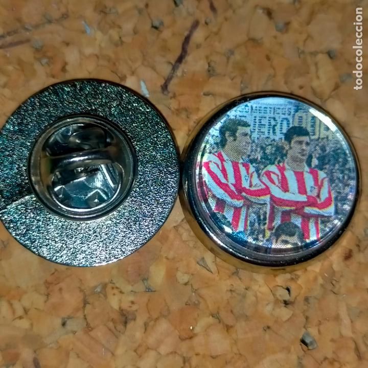Sammlung von Pins: pin redondo metal - f&uacute;tbol equipo jugador alineacion, club Atl&eacute;tico de Madrid