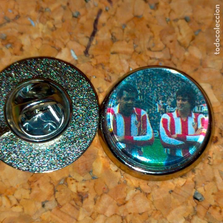 Pins e Spille di collezione: pin redondo metal - f&uacute;tbol equipo jugador alineacion, club Atl&eacute;tico de Madrid