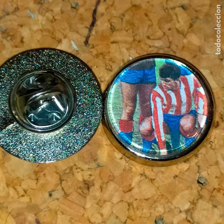 Sammlung von Pins: pin redondo metal - f&uacute;tbol equipo jugador alineacion, club Atl&eacute;tico de Madrid
