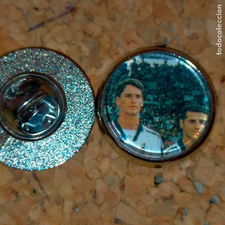 Sammlung von Pins: pin redondo metal - f&uacute;tbol equipo jugador alineacion, club SALAMANCA