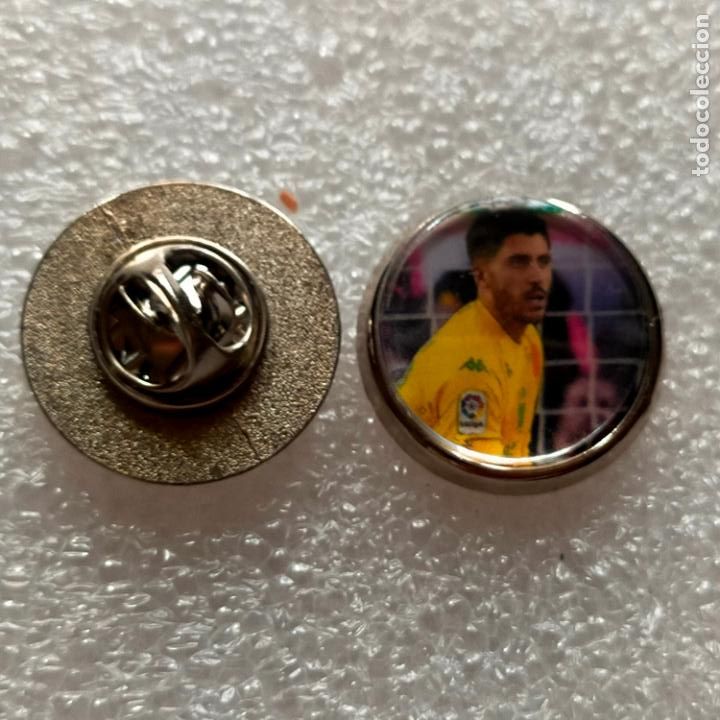 Pins e Spille di collezione: PIN REDONDO METAL - FUTBOL JUGADOR DEL EQUIPO real Betis Balompi&eacute;