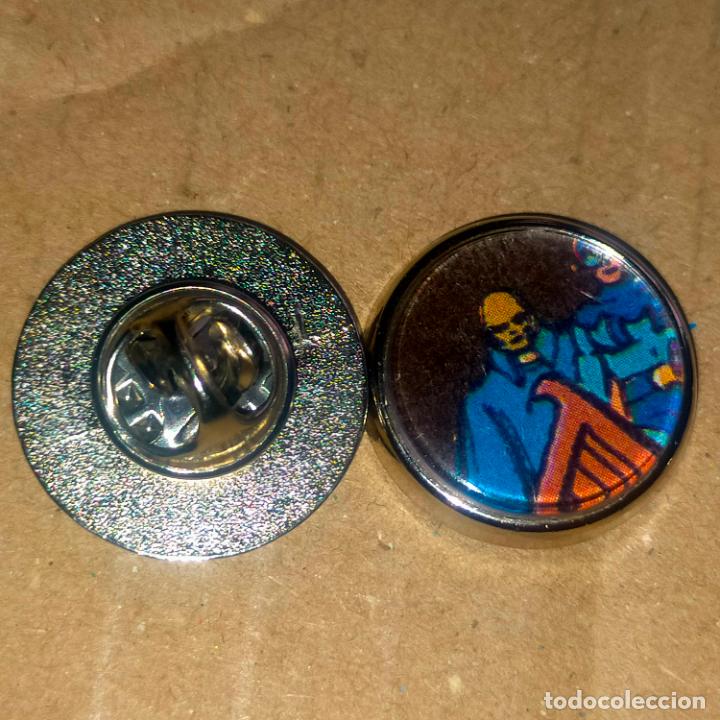 Pins de colecci&oacute;n: Pin redondo metal . Superh&eacute;roes comic dibujos animados acci&oacute;n