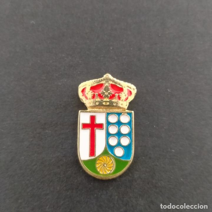 Pins de colecci&oacute;n: PIn escudo Santa Cruz de Bezana (CANTABRIA)