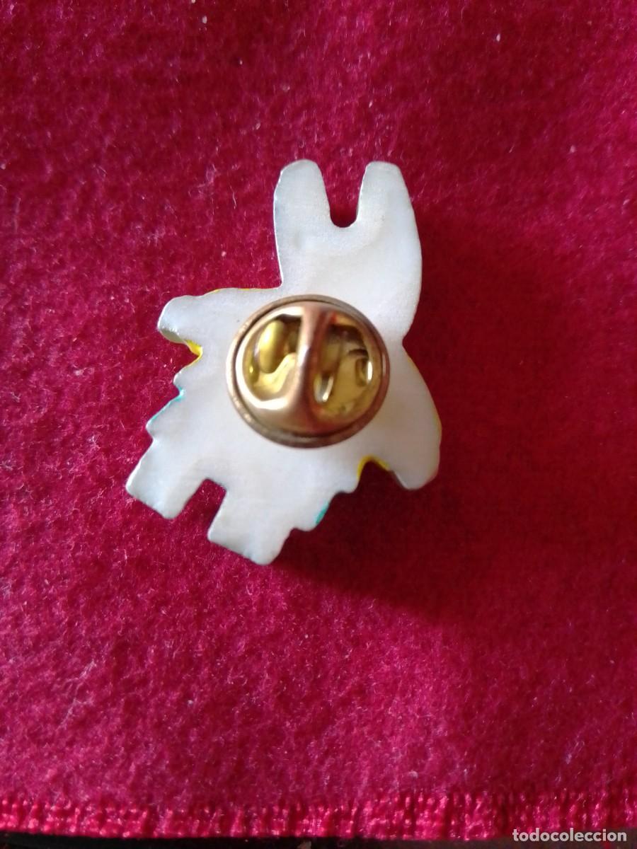 Pins de colecci&oacute;n: INSIGNIA PINS MU&Ntilde;ECO - Foto 2