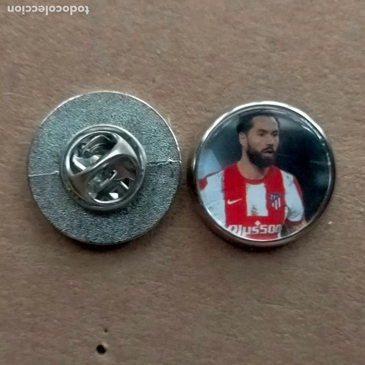 Pins de cole&ccedil;&atilde;o: pin redondo metal - f&uacute;tbol equipo club Atl&eacute;tico de Madrid JUGADOR