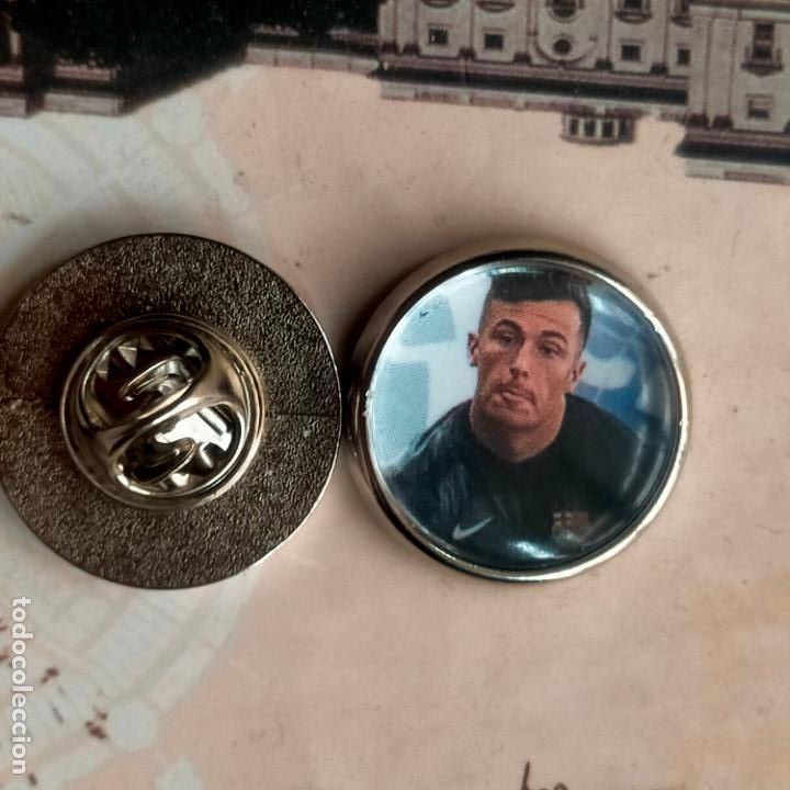 Pins de cole&ccedil;&atilde;o: PIN REDONDO METAL - FUTBOL JUGADOR DEL EQUIPO futbol club barcelona