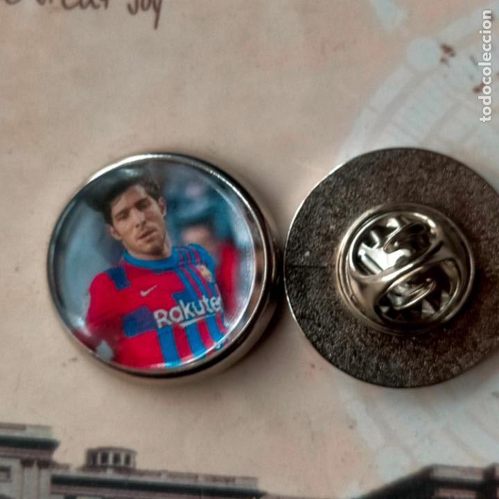 Pins de cole&ccedil;&atilde;o: PIN REDONDO METAL - FUTBOL JUGADOR DEL EQUIPO futbol club barcelona