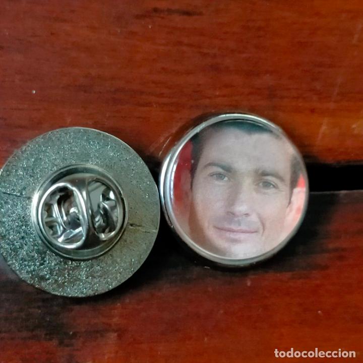 Sammlung von Pins: PIN REDONDO METAL - FUTBOL EQUIPO COMPONENTE O JUGADOR MALLORCA