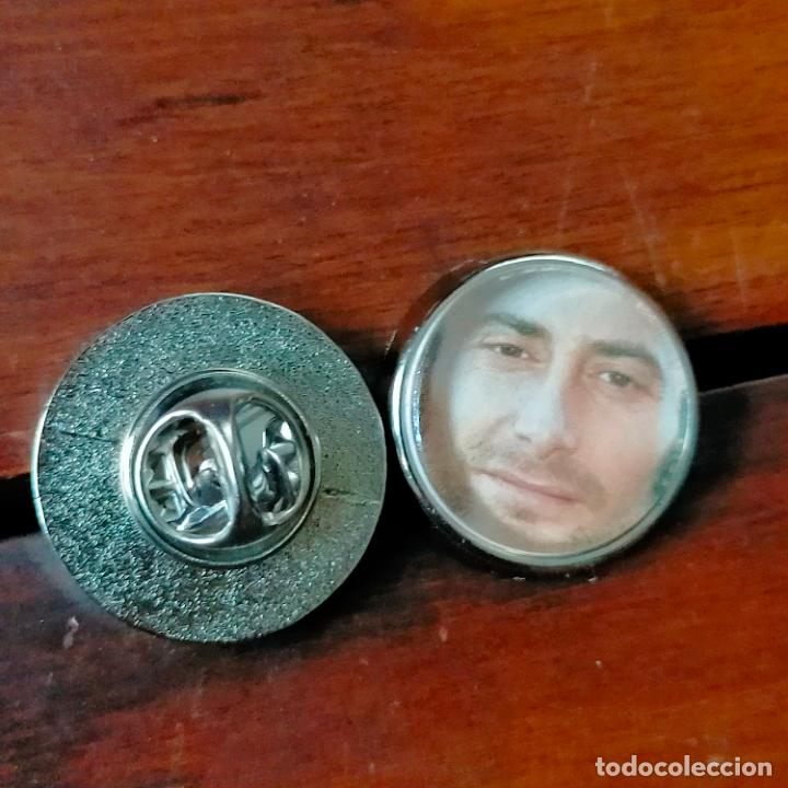 Sammlung von Pins: PIN REDONDO METAL - FUTBOL EQUIPO COMPONENTE O JUGADOR MALLORCA