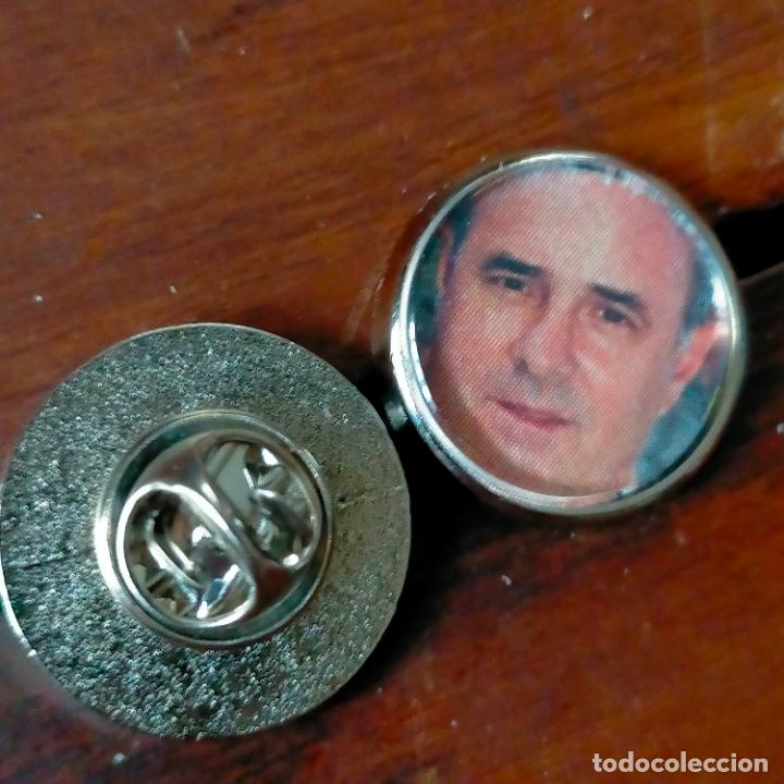 Pin's de collection: PIN REDONDO METAL - FUTBOL EQUIPO COMPONENTE O JUGADOR MALLORCA
